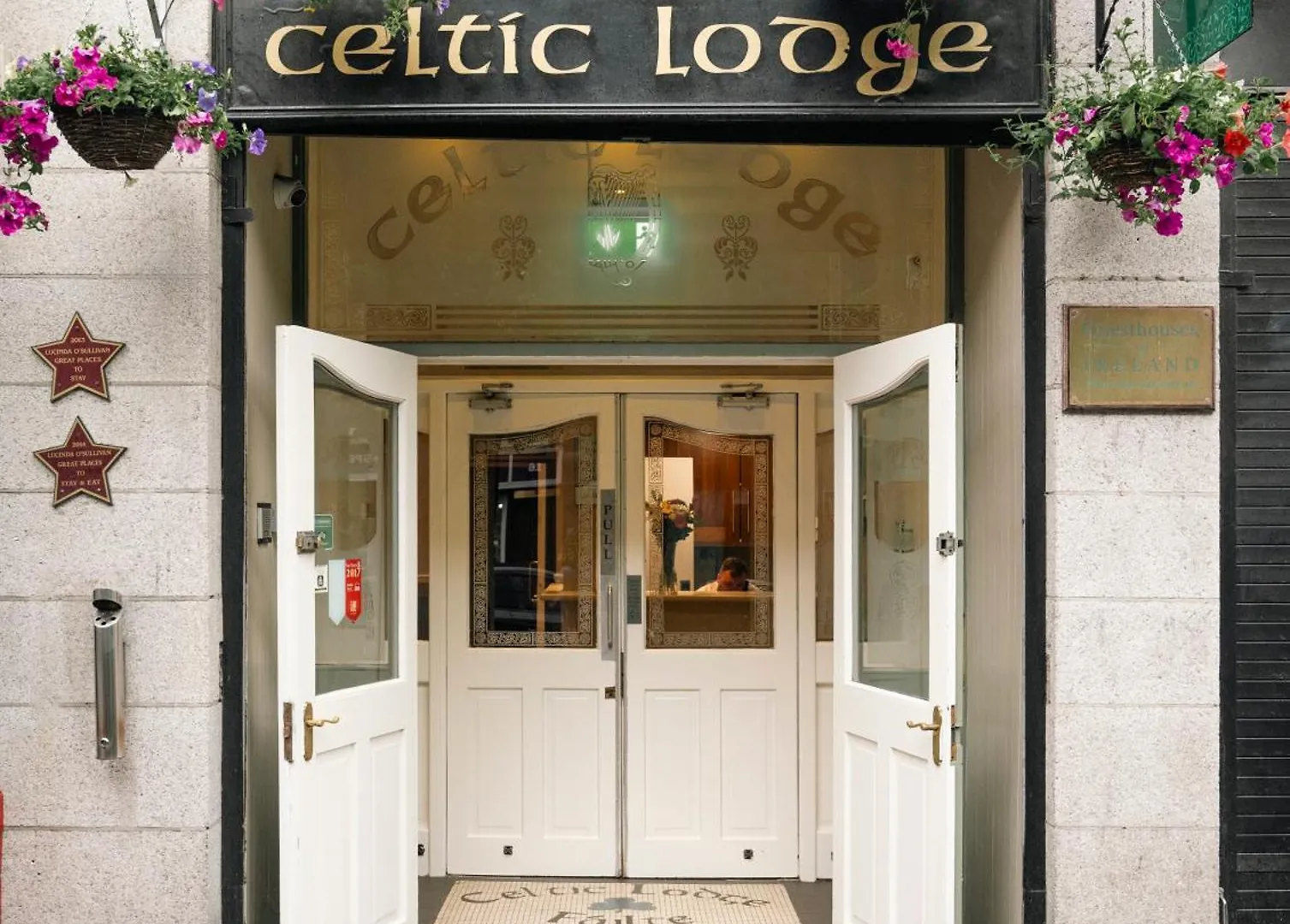 Celtic Lodge Guesthouse - Restaurant & Bar Dublin